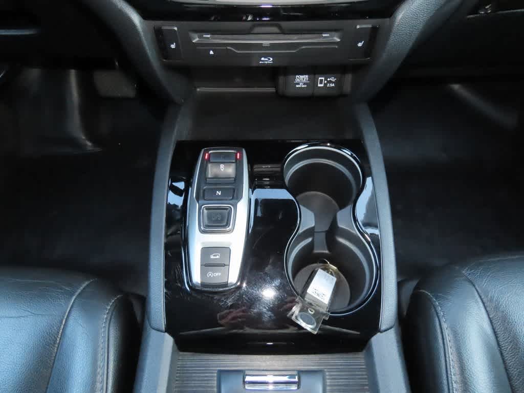 Thumbnail: 2019 Honda Pilot - 26