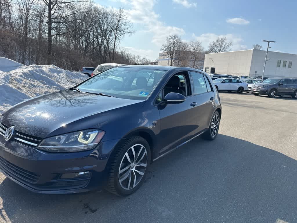 Thumbnail: 2016 Volkswagen Golf - 2