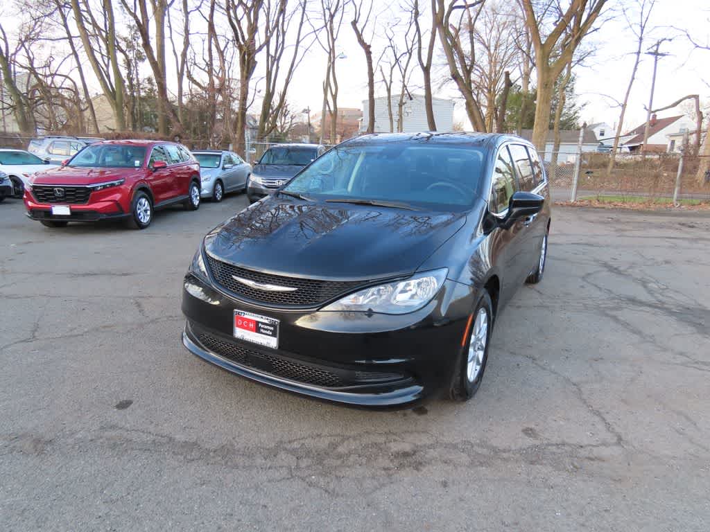 Thumbnail: 2023 Chrysler Voyager - 1