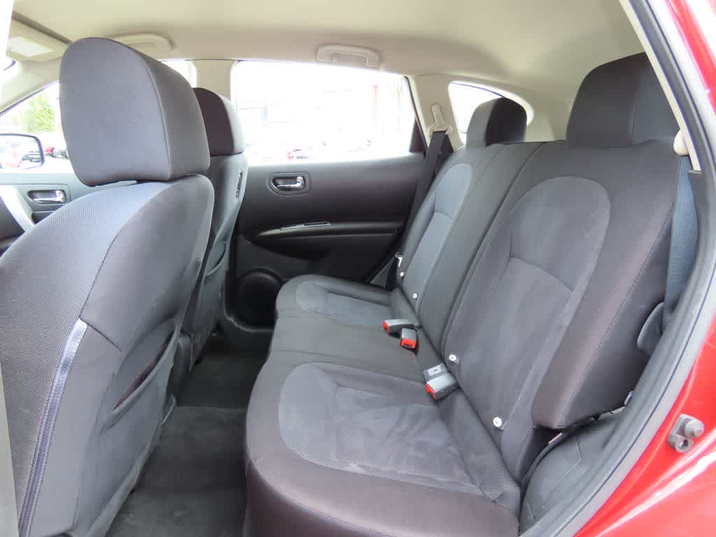 Thumbnail: 2013 Nissan Rogue - 13