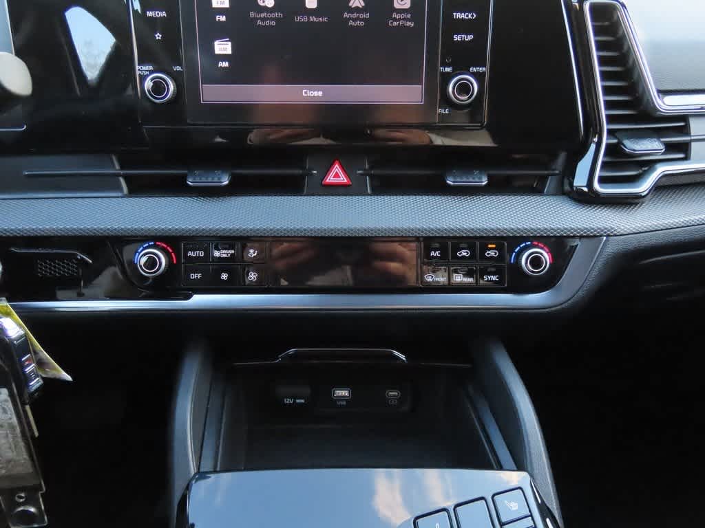 Thumbnail: 2023 Kia Sportage - 21