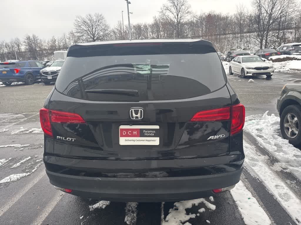 Thumbnail: 2018 Honda Pilot - 11