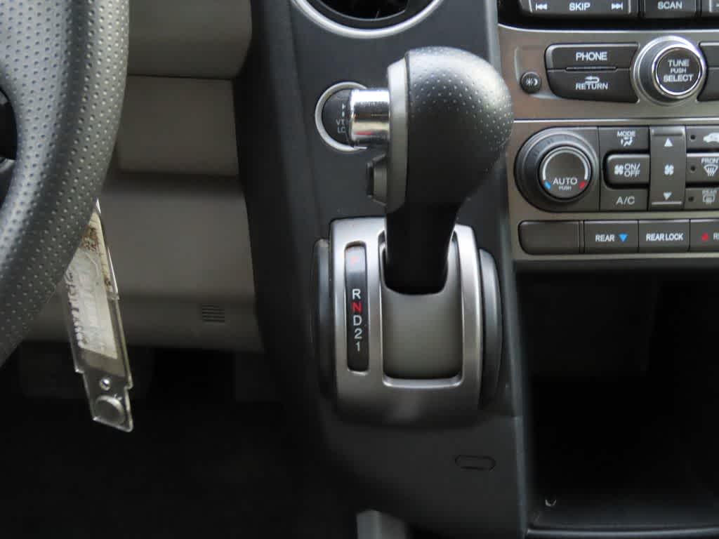 Thumbnail: 2015 Honda Pilot - 25