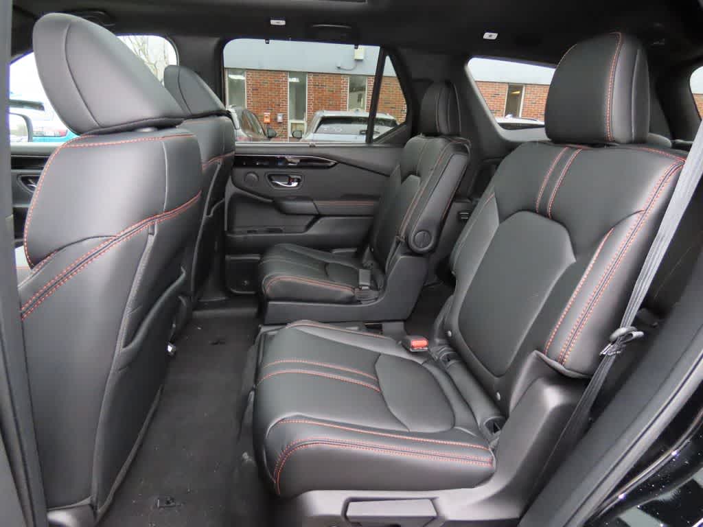 Thumbnail: 2026 Honda Pilot - 15