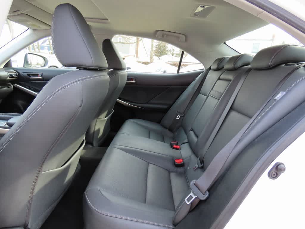 Thumbnail: 2019 Lexus IS - 12