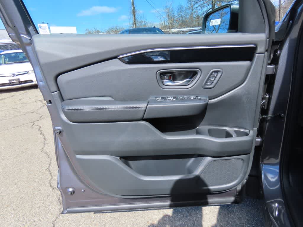 Thumbnail: 2026 Honda Pilot - 17