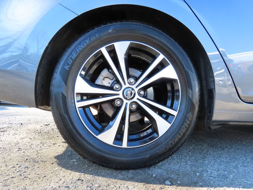 Thumbnail: 2023 Nissan Sentra - 9