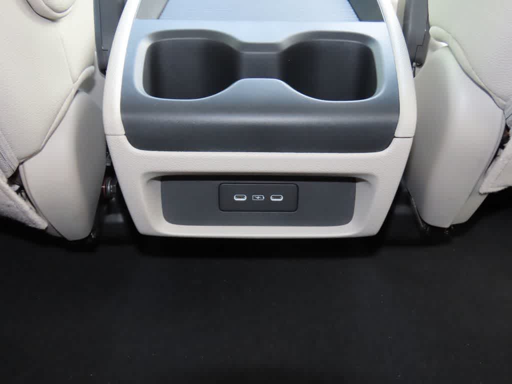 Thumbnail: 2026 Honda Odyssey - 24