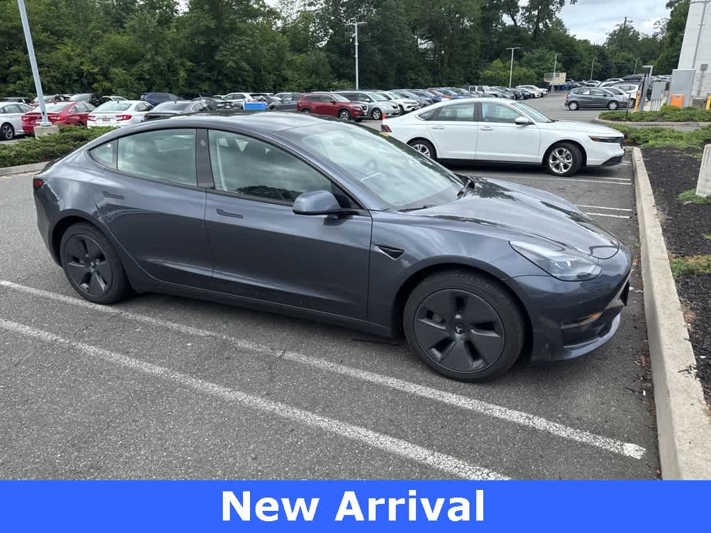 Thumbnail: 2023 Tesla Model 3 - 1