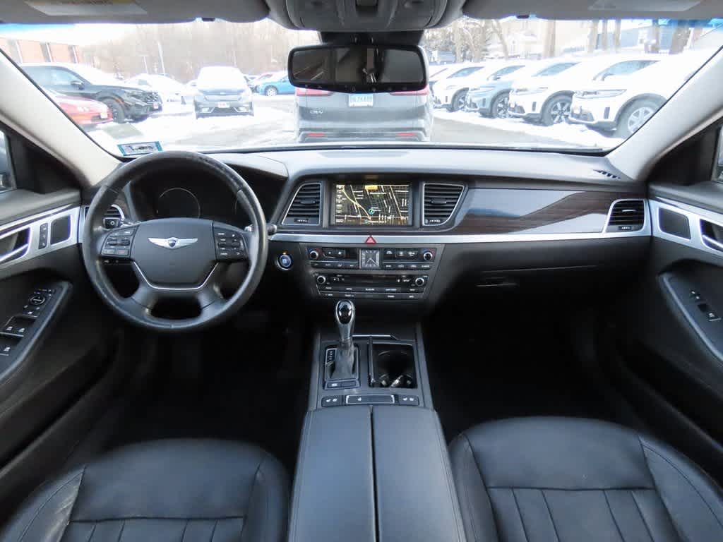 Thumbnail: 2015 Hyundai Genesis - 17