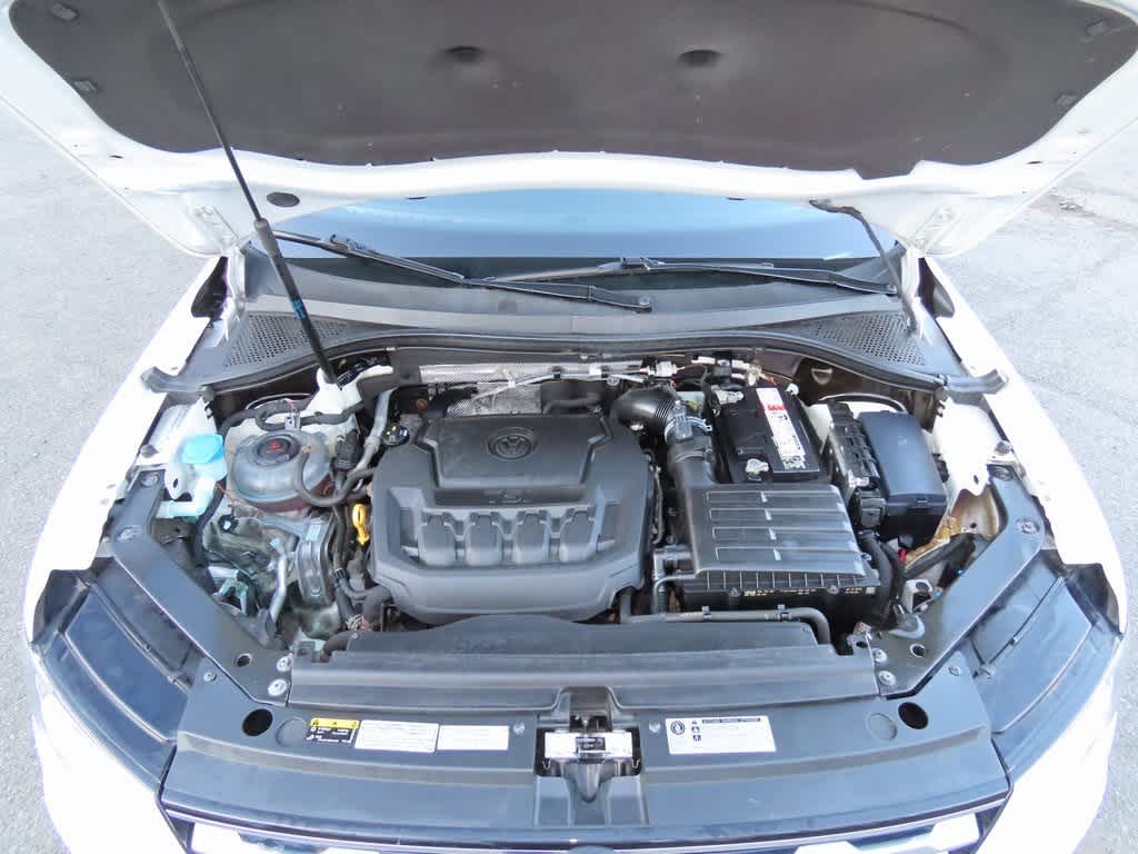 Thumbnail: 2019 Volkswagen Tiguan - 10