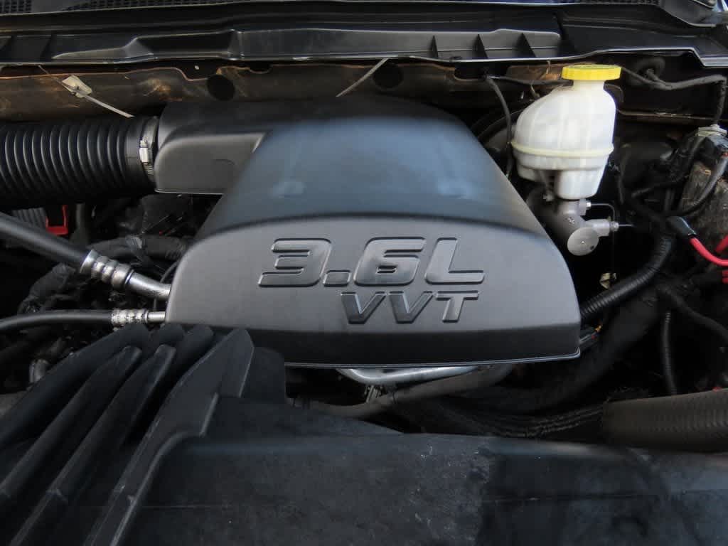 Thumbnail: 2019 RAM 1500 Classic - 11