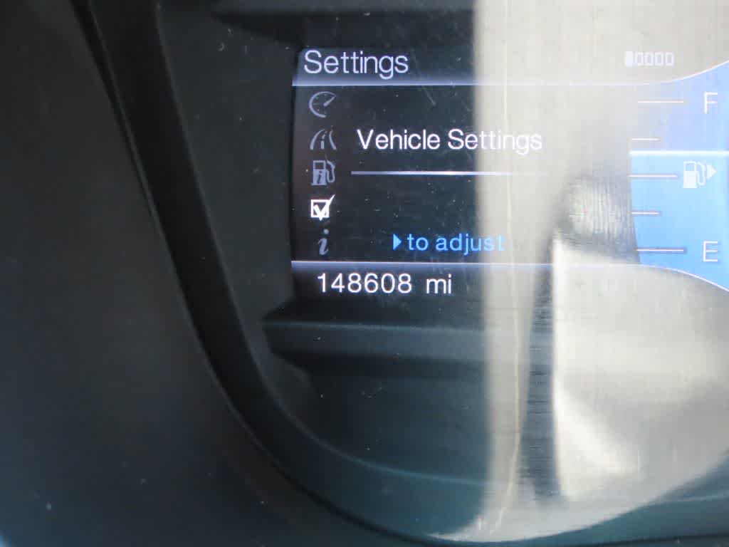 Thumbnail: 2013 Ford Explorer - 26