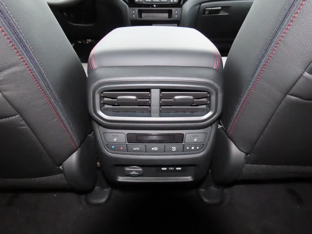 2025 Honda Ridgeline Black Edition 24