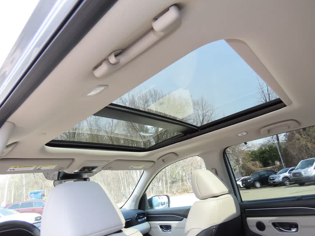 Thumbnail: 2026 Honda Pilot - 18