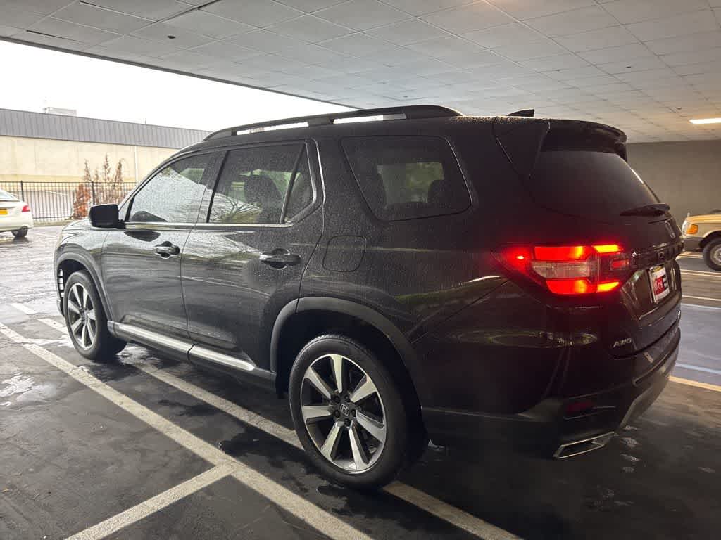 Thumbnail: 2023 Honda Pilot - 21