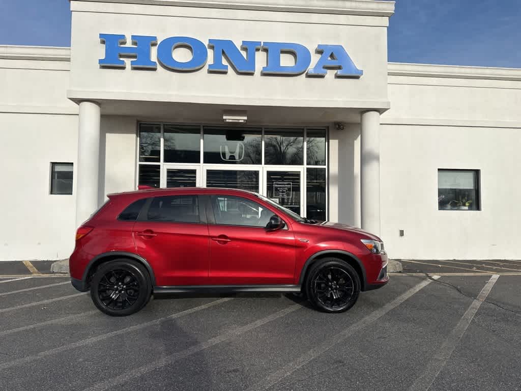 Thumbnail: 2017 Mitsubishi Outlander Sport - 13