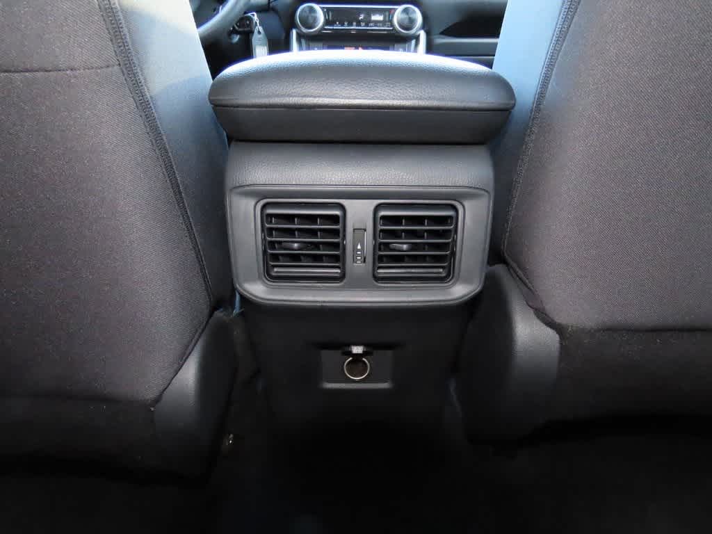 Thumbnail: 2022 Toyota RAV4 - 22