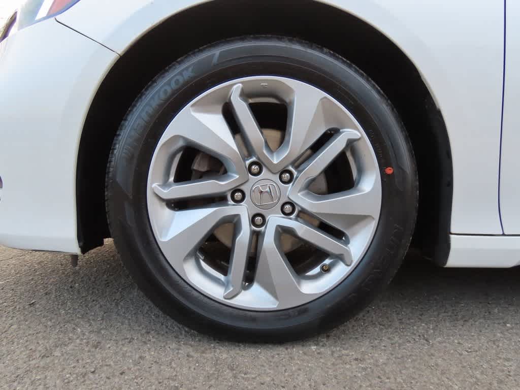 Thumbnail: 2020 Honda Accord - 8