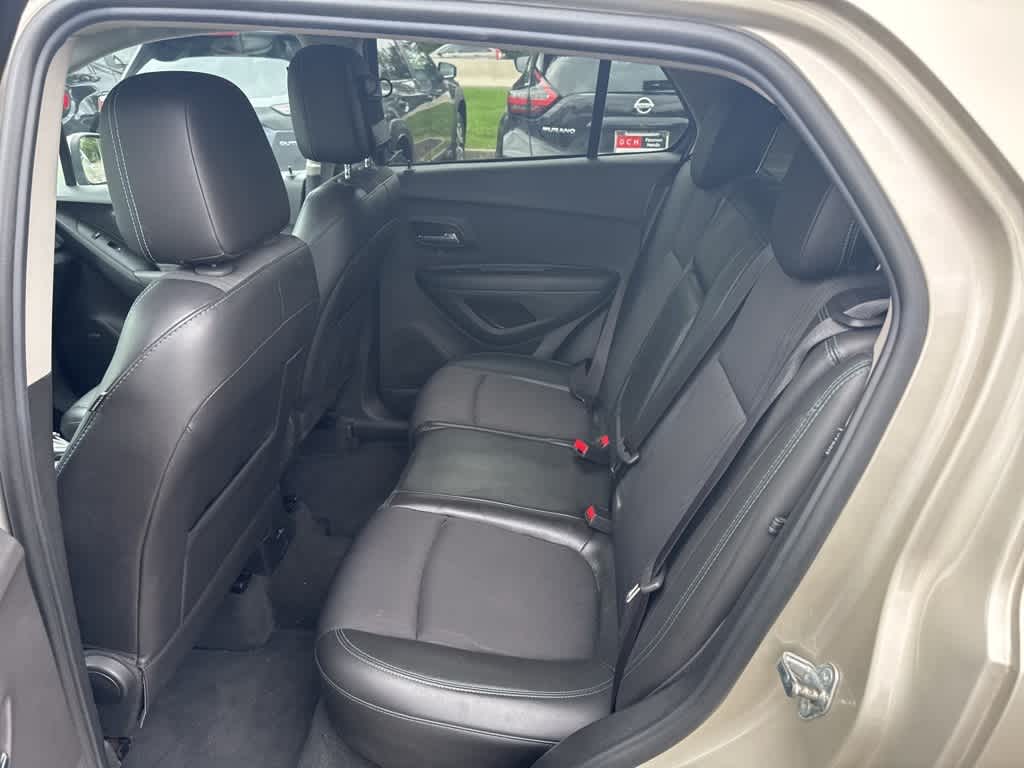 Thumbnail: 2016 Chevrolet Trax - 11