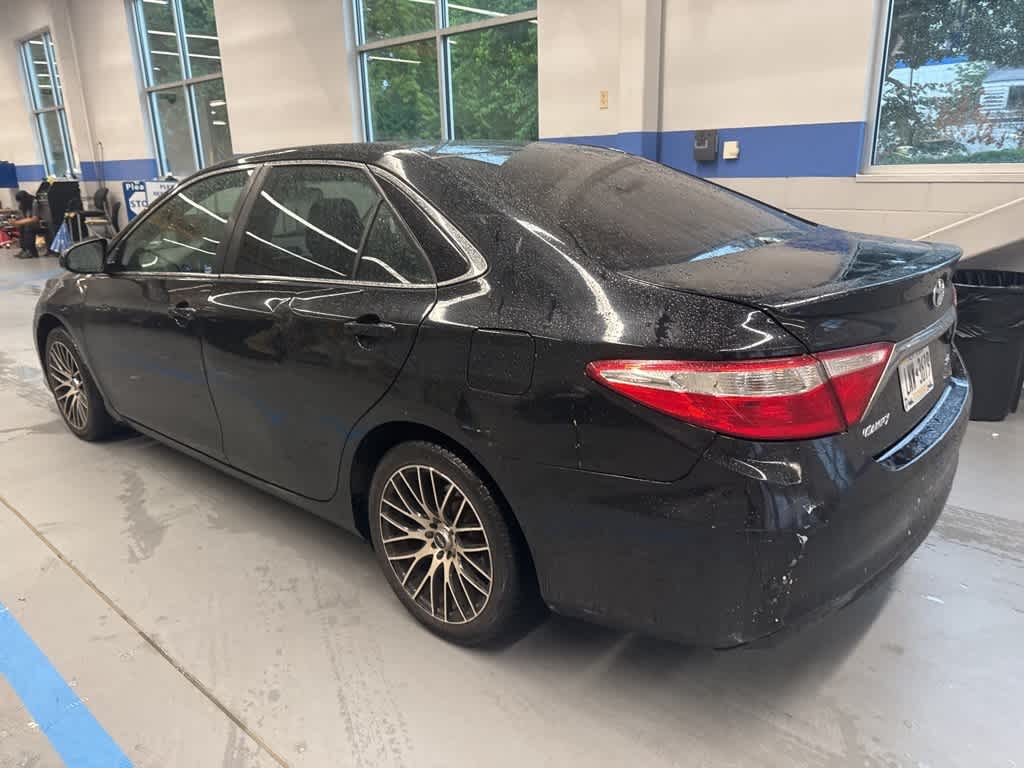 Thumbnail: 2015 Toyota Camry - 6