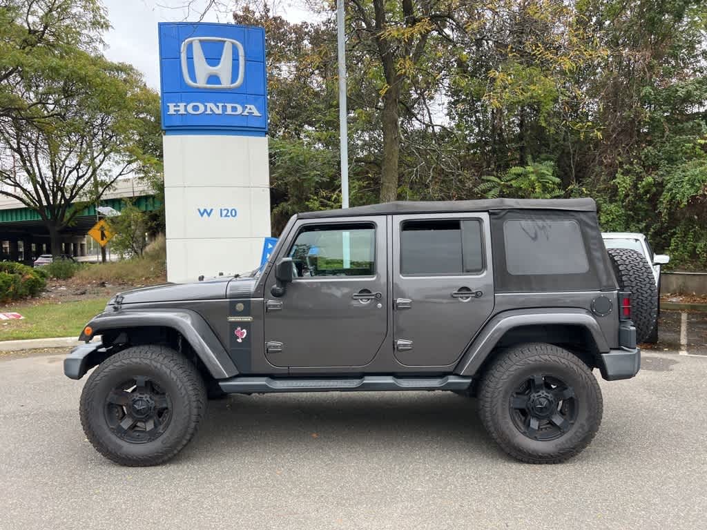 Thumbnail: 2016 Jeep Wrangler - 9