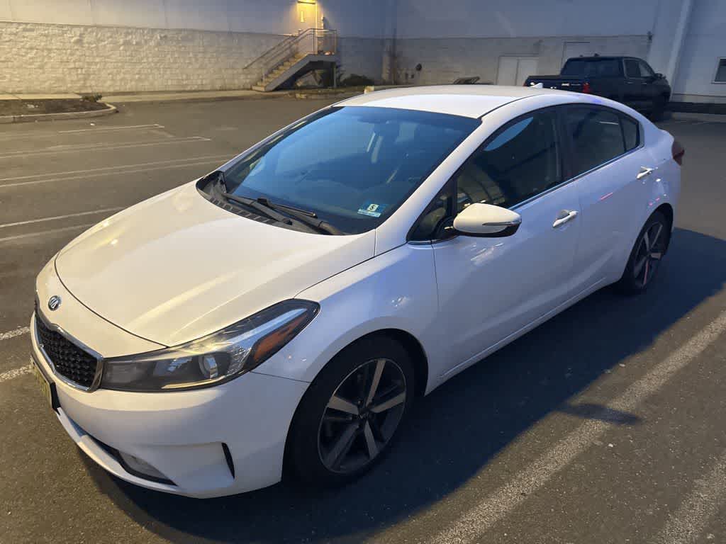 Thumbnail: 2018 Kia Forte - 3