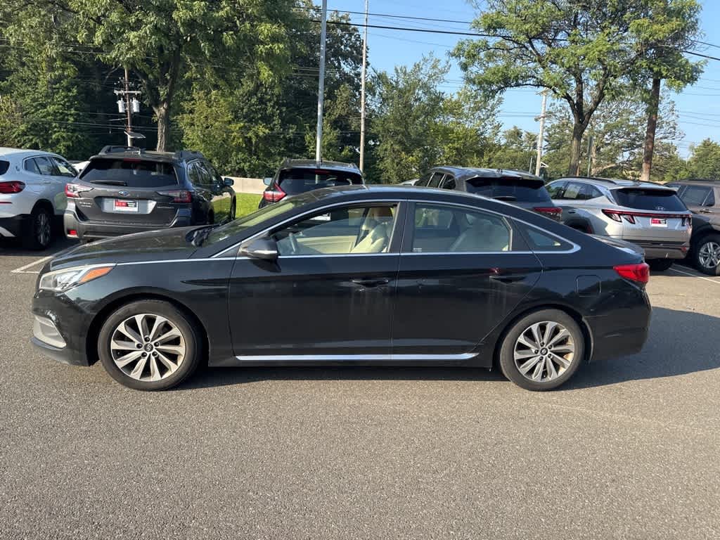 Thumbnail: 2015 Hyundai Sonata - 2