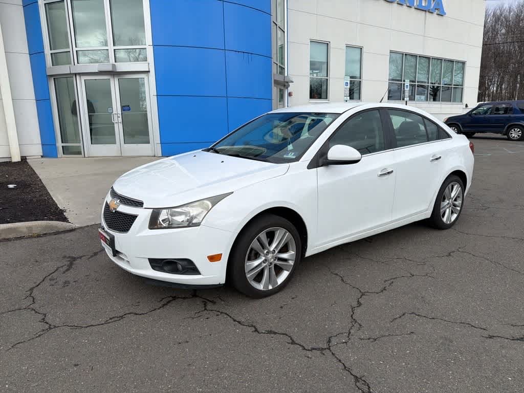 Thumbnail: 2013 Chevrolet Cruze - 4