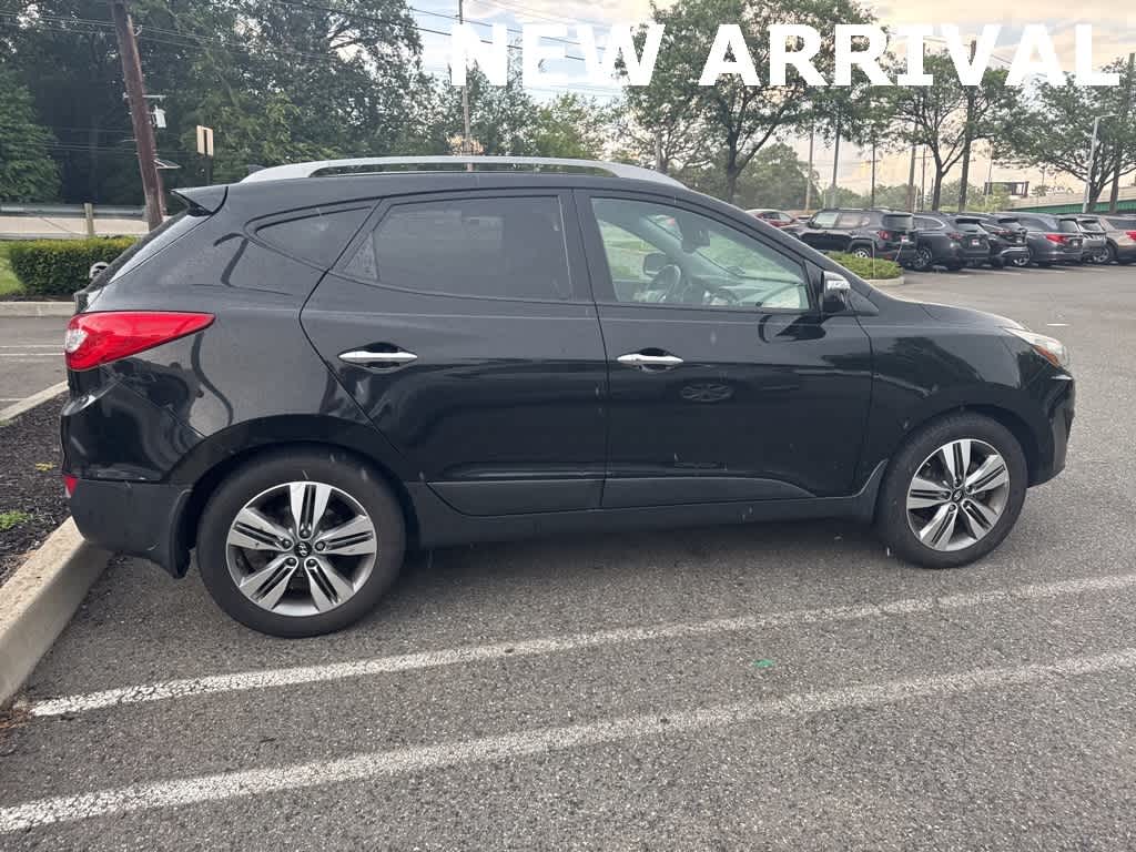 Thumbnail: 2015 Hyundai Tucson - 12