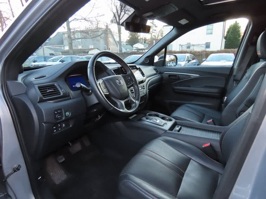 Thumbnail: 2023 Honda Passport - 2