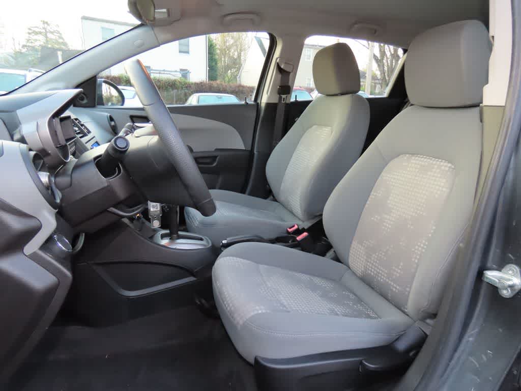 Thumbnail: 2013 Chevrolet Sonic - 10