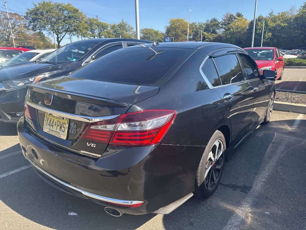 Thumbnail: 2017 Honda Accord - 5