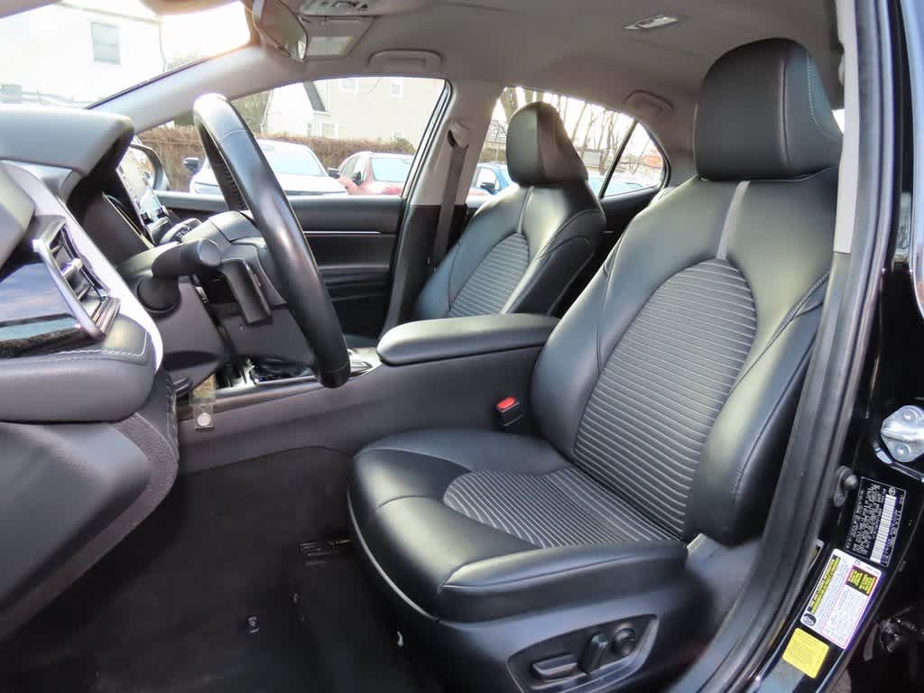 Thumbnail: 2023 Toyota Camry - 12