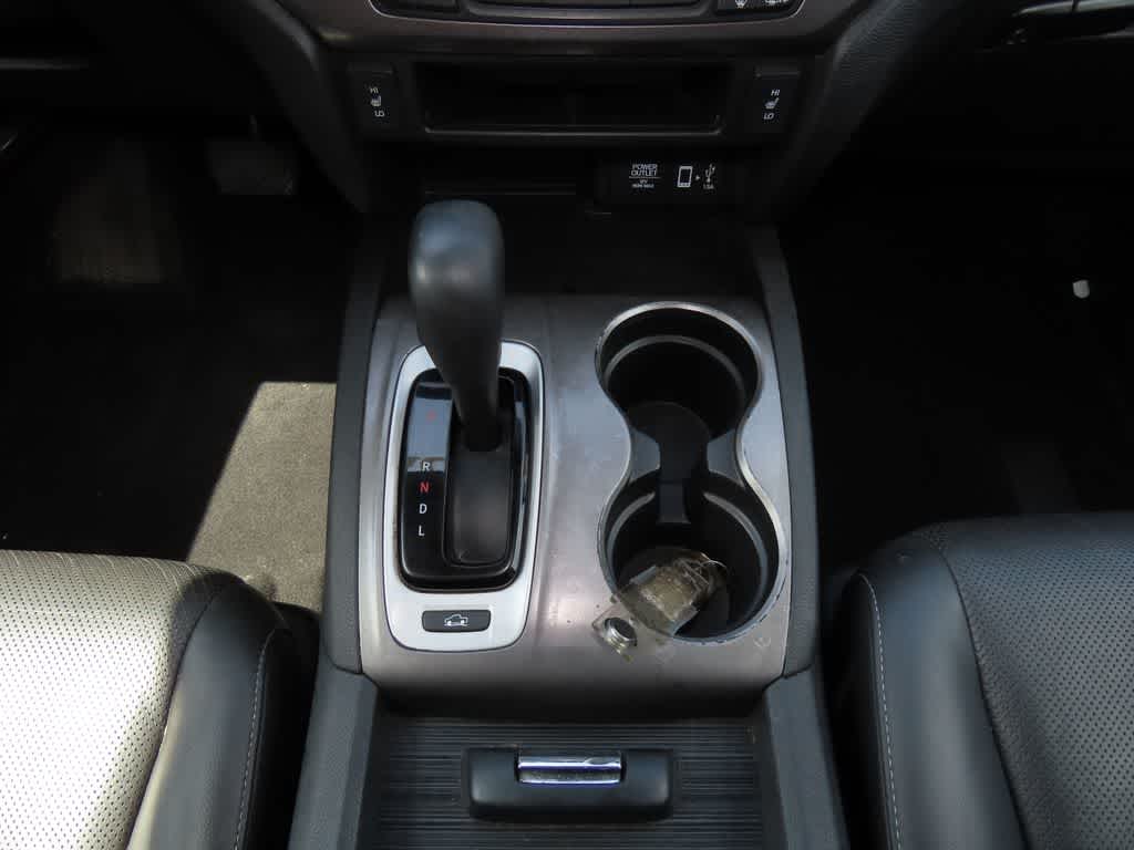 Thumbnail: 2017 Honda Ridgeline - 24