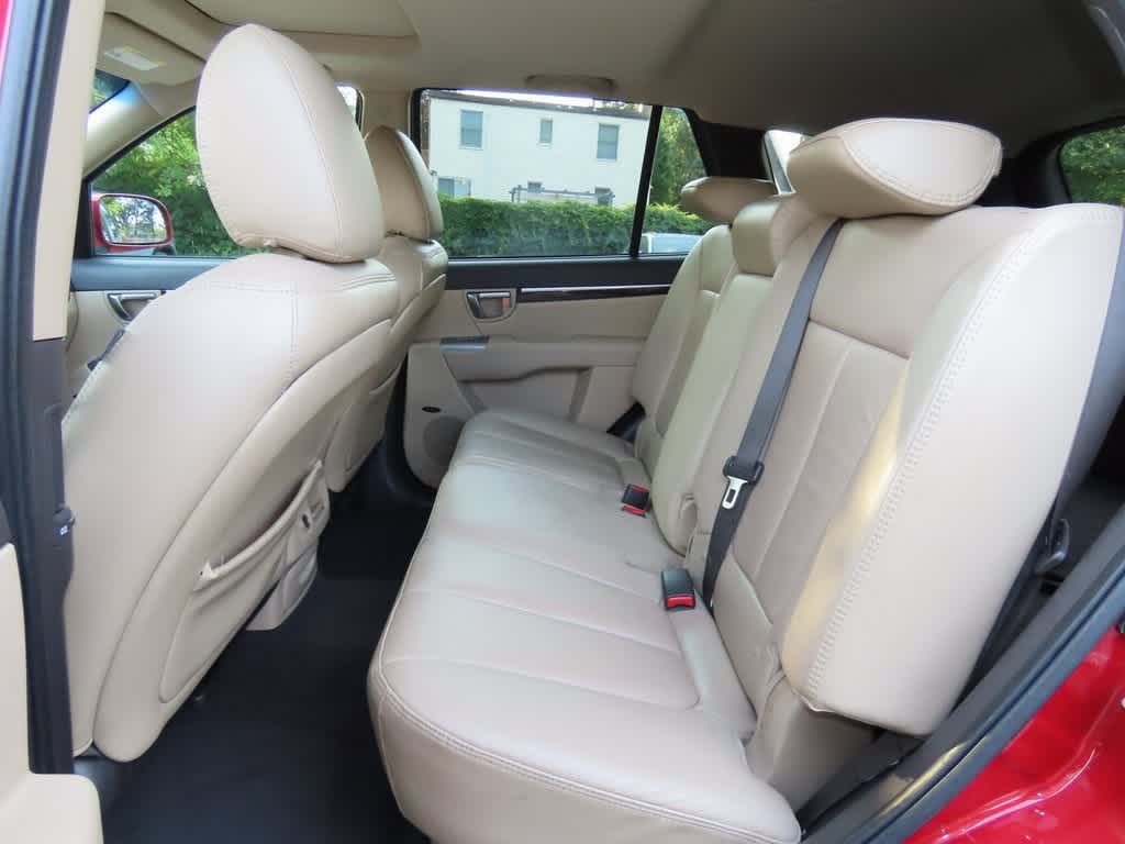 Thumbnail: 2011 Hyundai Santa Fe - 14