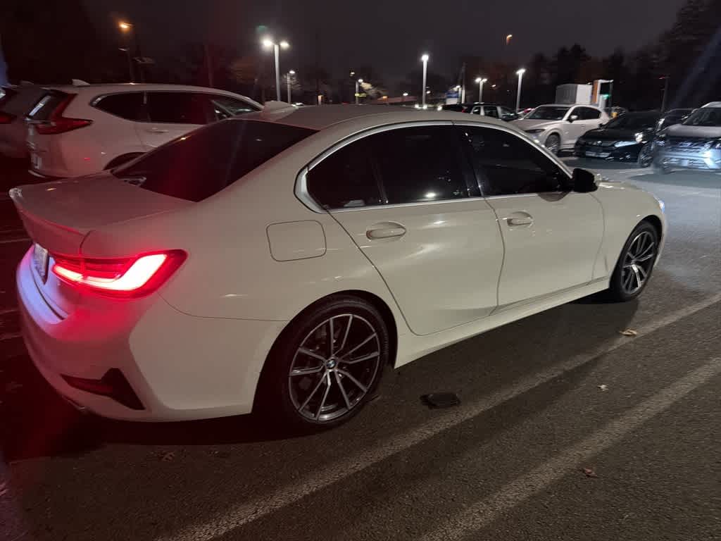 Thumbnail: 2021 BMW 3 Series - 9