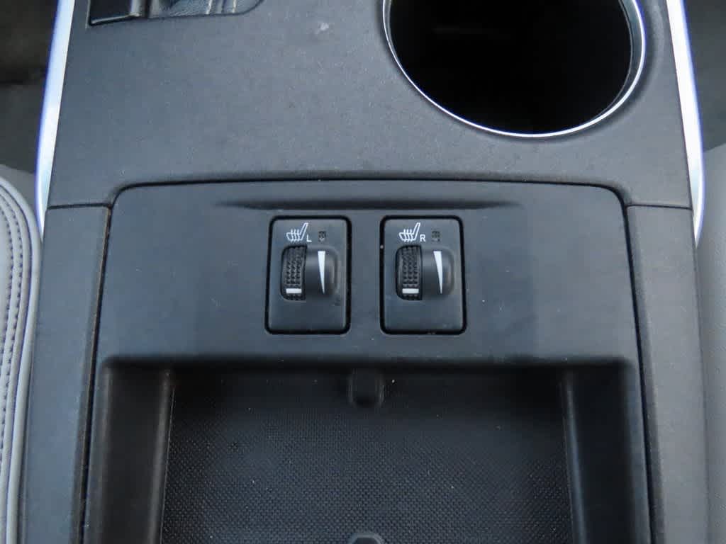 Thumbnail: 2015 Toyota Camry - 23