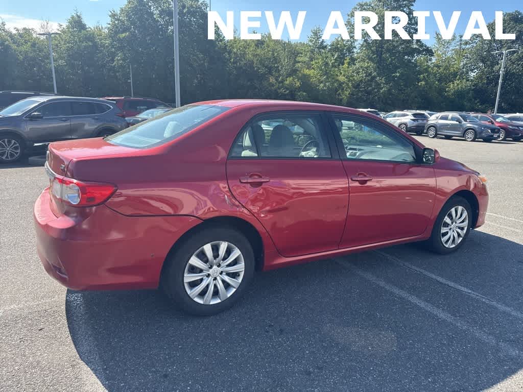 Thumbnail: 2012 Toyota Corolla - 10