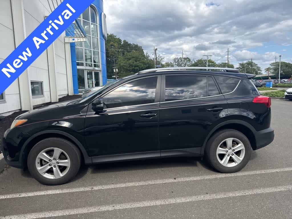 Thumbnail: 2013 Toyota RAV4 - 1