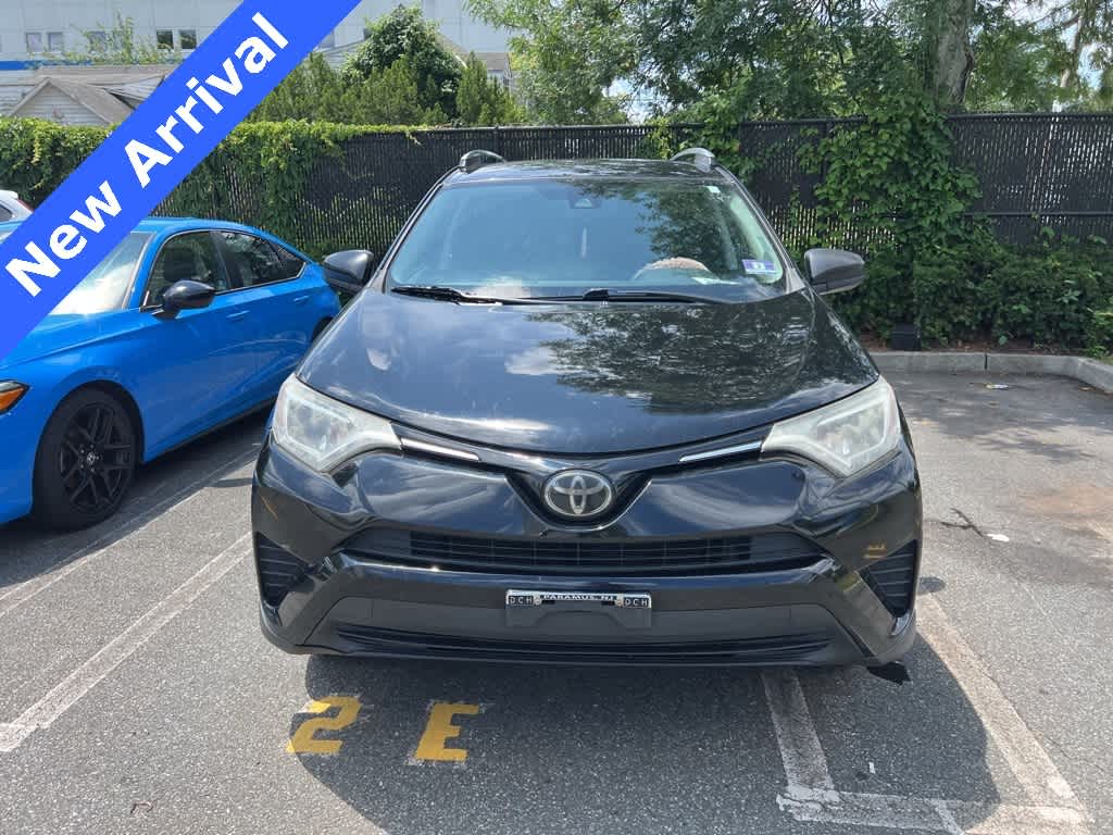 Thumbnail: 2018 Toyota RAV4 - 1