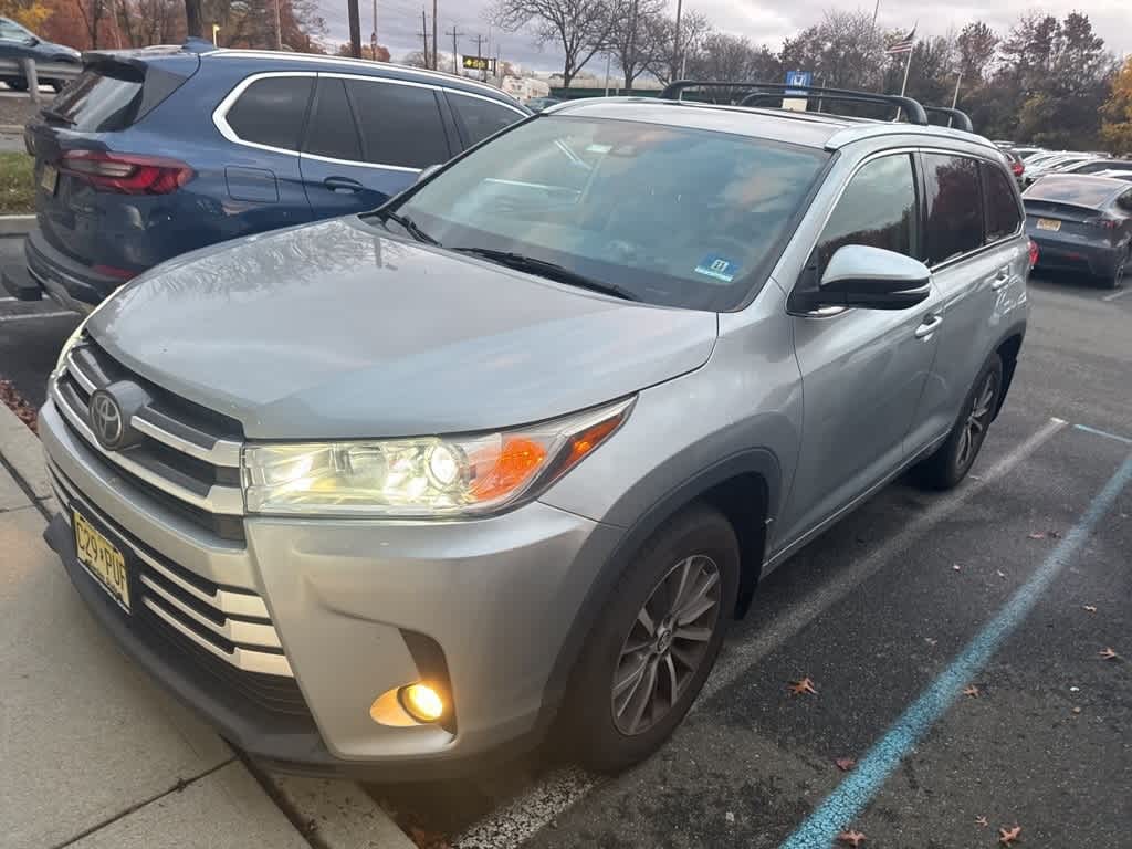 Thumbnail: 2018 Toyota Highlander - 3