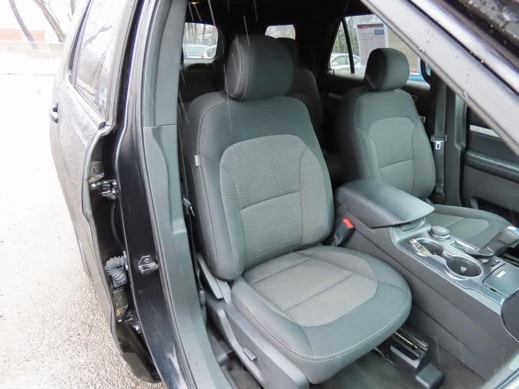 Thumbnail: 2017 Ford Explorer - 17