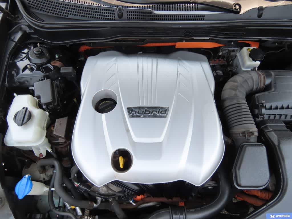 Thumbnail: 2011 Hyundai Sonata - 10