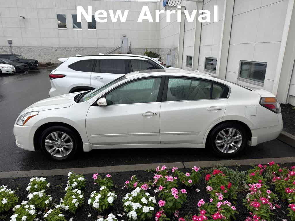 2010 Nissan Altima S -
                Paramus, NJ