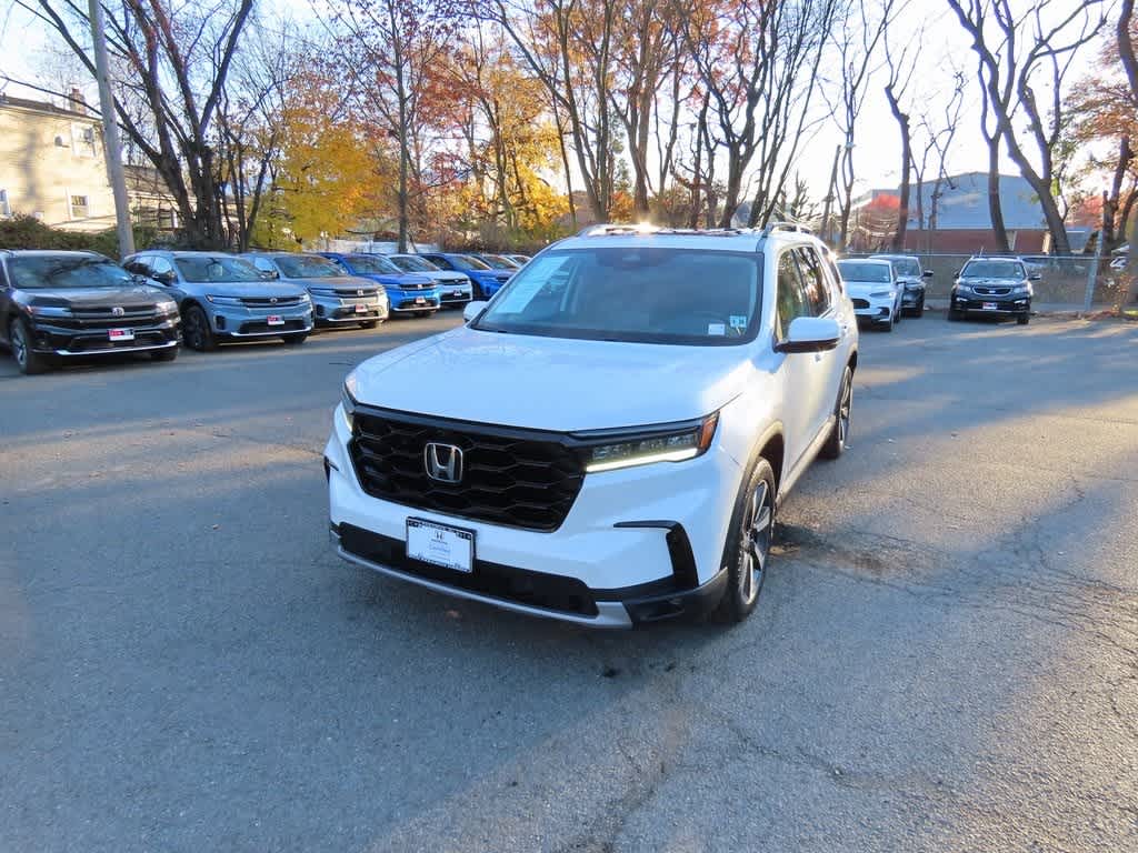 Thumbnail: 2023 Honda Pilot - 1
