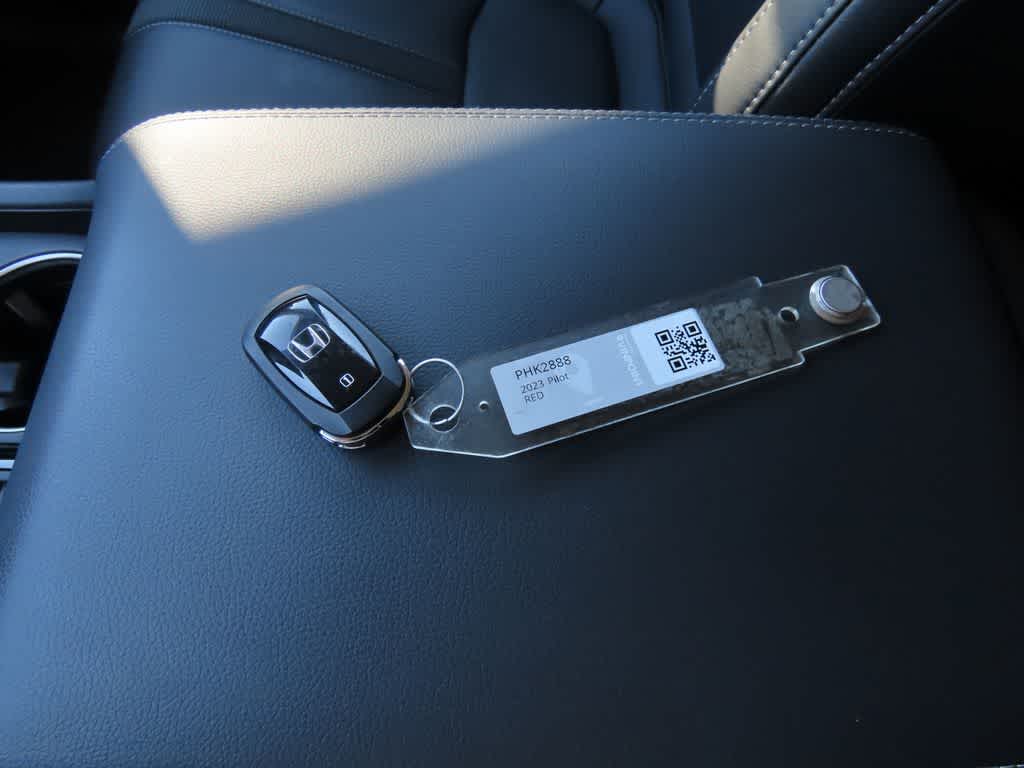 Thumbnail: 2023 Honda Pilot - 30