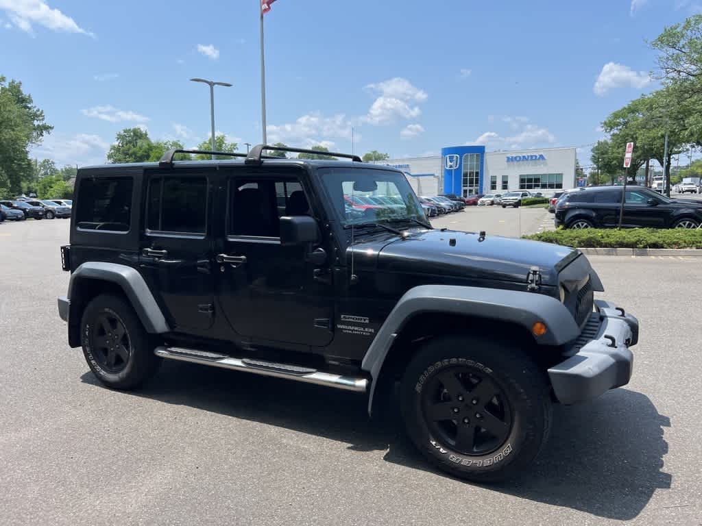 Thumbnail: 2016 Jeep Wrangler - 3