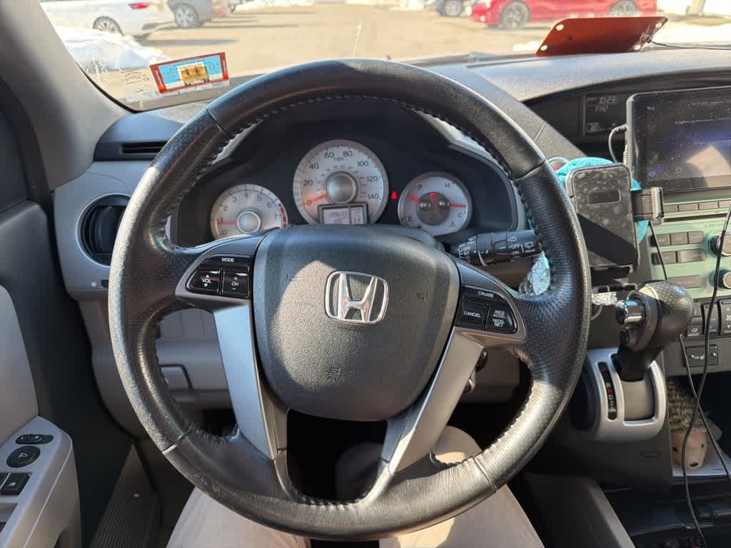 Thumbnail: 2011 Honda Pilot - 24