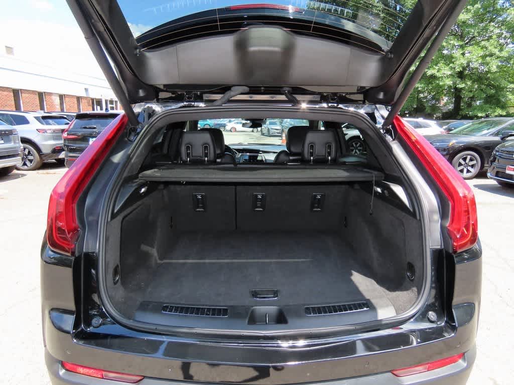 Thumbnail: 2023 Cadillac XT4 - 12